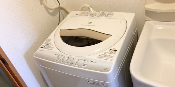 便利屋サンキュー仙台本店の洗濯機設置の様子
