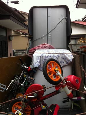 仙台市青葉区から仙台市青葉区へ洗濯機・大型冷蔵庫・自転車の引越し作業の様子