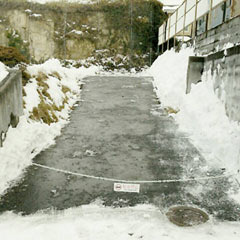 便利屋サンキュー仙台本店が2016年2月2日に仙台市泉区で私道雪かきの施工写真