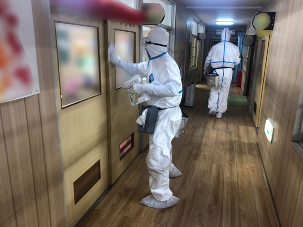 便利屋サンキュー仙台本店の業務報告（2022年2月）仙台市内の教育施設で夜間の新型コロナウイルスの消毒除菌作業を行いました。