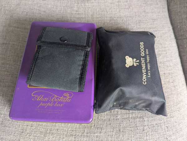 仙台市青葉区 残置物撤去作業中に発見した入居者様の貴重品を分別・保管した写真